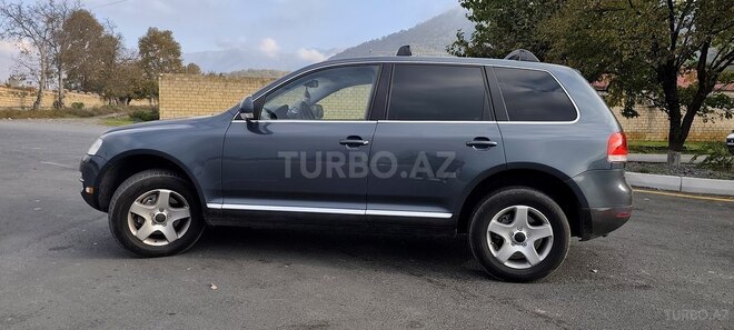 Volkswagen Touareg 2005, 267,000 km - 3.2 l - Zaqatala