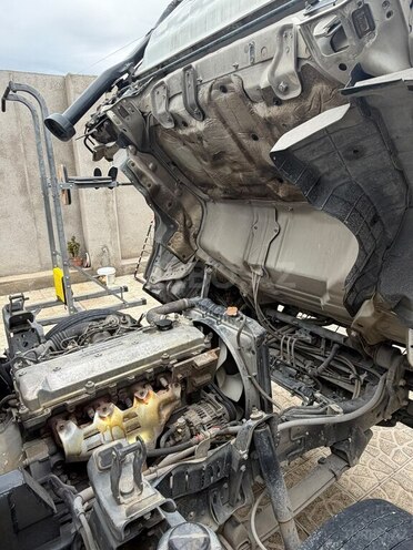 Isuzu NPR 66 L 2006, 350,000 km - 4.3 l - Bakı