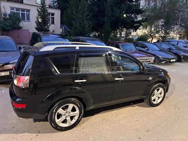 Mitsubishi Outlander 2008, 274,000 km - 3.0 l - Bakı