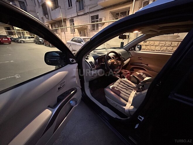 Mitsubishi Outlander 2008, 274,000 km - 3.0 l - Bakı