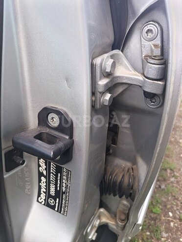 Mercedes C 200 2000, 296,000 km - 2.0 l - Qazax