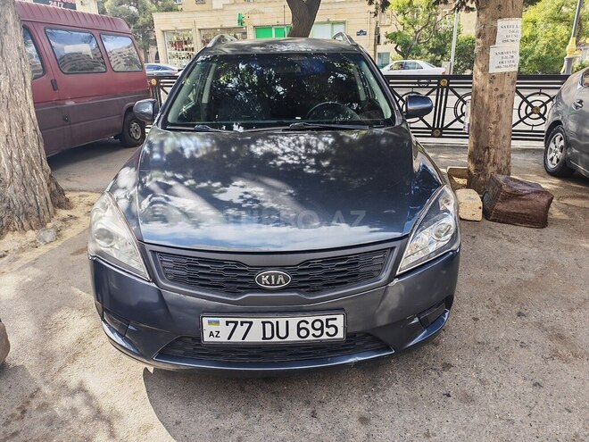 Kia  2010, 330,000 km - 1.4 l - Bakı