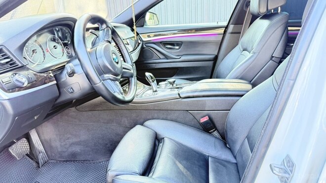 BMW 528 2015, 250,720 km - 2.0 л - Zaqatala