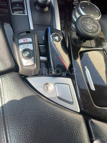 BMW 528 2015, 250,720 km - 2.0 л - Zaqatala