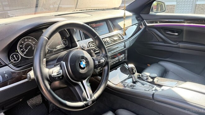 BMW 528 2015, 250,720 km - 2.0 л - Zaqatala