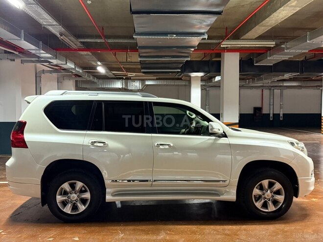 Toyota Land Cruiser Prado 2012, 267,000 km - 2.7 л - Bakı