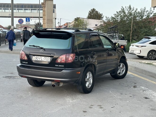 Lexus RX 300 1999, 238,000 km - 3.0 l - Bakı