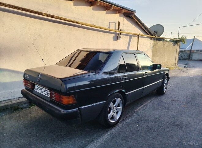 Mercedes 190 1989, 244,000 km - 2.0 l - Şəki
