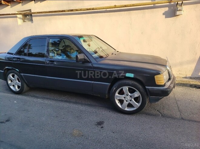 Mercedes 190 1989, 244,000 km - 2.0 l - Şəki