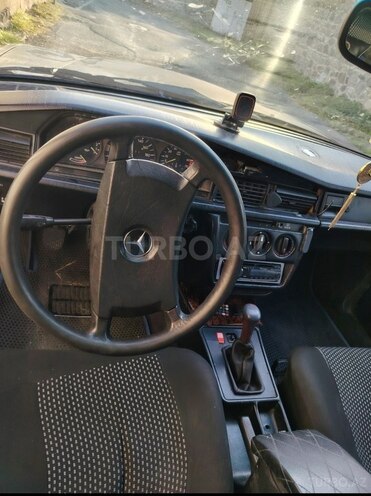 Mercedes 190 1989, 244,000 km - 2.0 l - Şəki