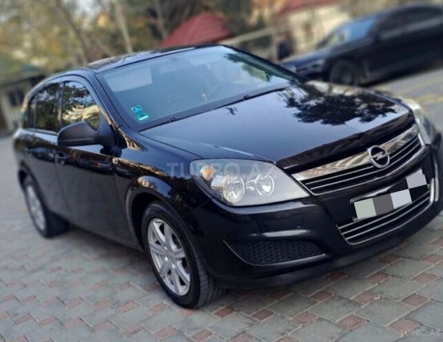 Opel Astra 2009, 250,000 km - 1.4 л - Zaqatala