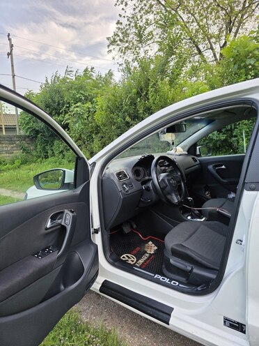 Volkswagen Polo 2011, 229,000 km - 1.4 l - Bakı
