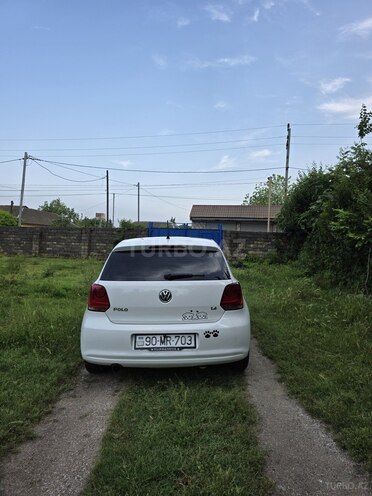 Volkswagen Polo 2011, 229,000 km - 1.4 l - Bakı