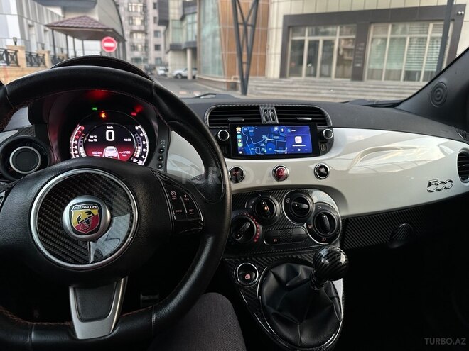 Abarth  2015, 127,000 km - 1.4 л - Bakı