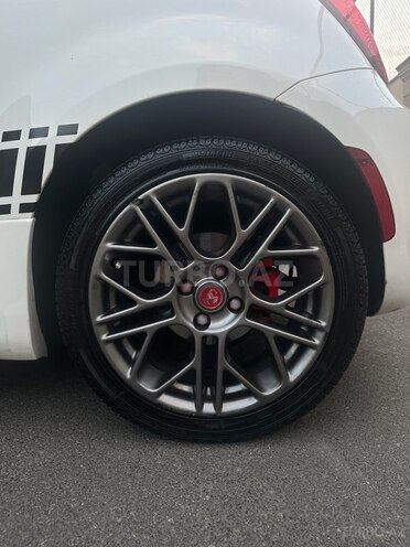 Abarth  2015, 127,000 km - 1.4 л - Bakı