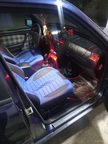 Mercedes C 220 1995, 293,511 km - 2.2 l - Gəncə