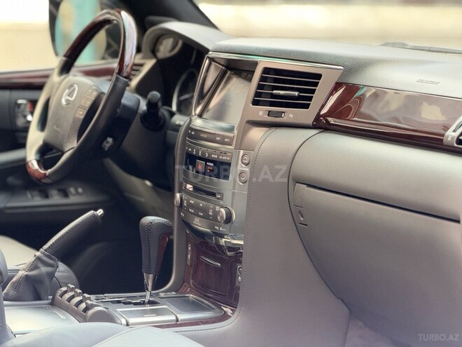Lexus LX 570 2010, 167,400 km - 5.7 l - Bakı