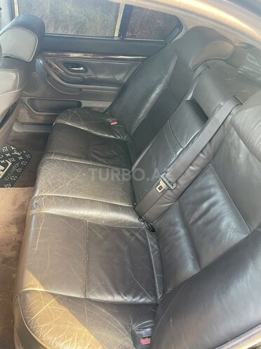 BMW 735 1996, 490,000 km - 3.5 l - Bakı
