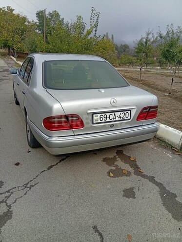 Mercedes E 230 1996, 300,000 km - 2.3 л - Ordubad