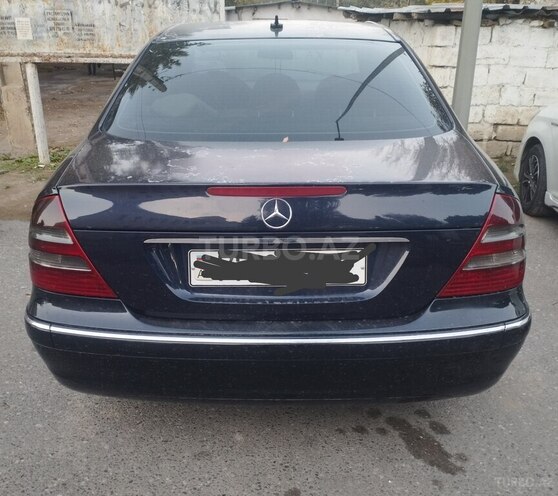 Mercedes E 220 2003, 280,000 km - 2.2 l - Sumqayıt