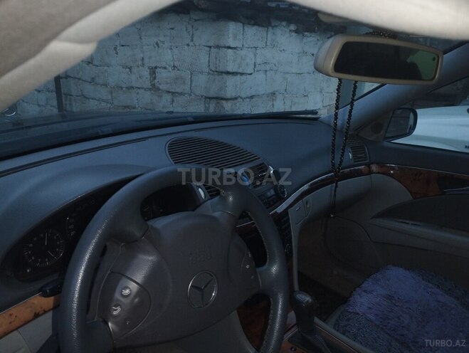 Mercedes E 220 2003, 280,000 km - 2.2 l - Sumqayıt