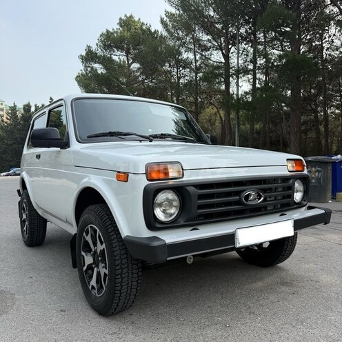 LADA (VAZ) Niva 2024, 9,320 km - 1.7 л - Sumqayıt