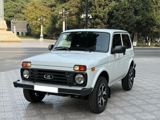LADA (VAZ) Niva 2024, 9,320 km - 1.7 л - Sumqayıt