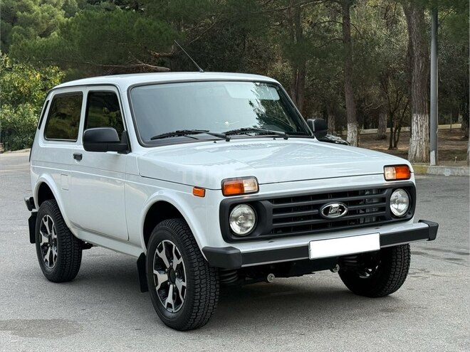 LADA (VAZ) Niva 2024, 9,320 km - 1.7 л - Sumqayıt