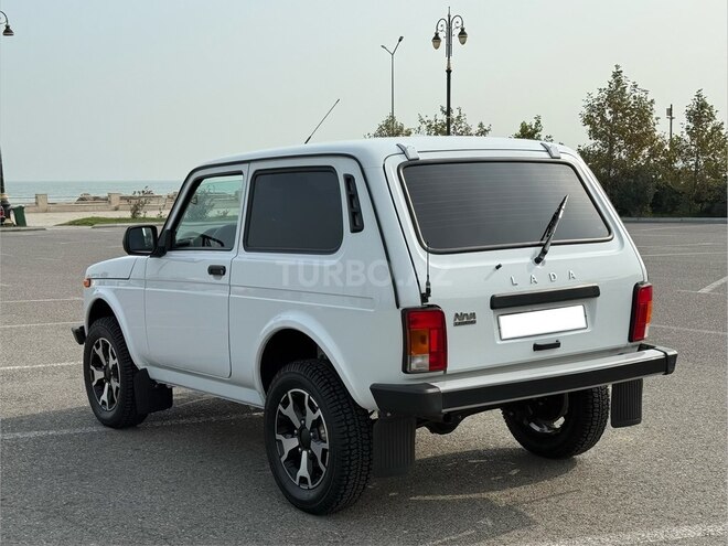 LADA (VAZ) Niva 2024, 9,320 km - 1.7 л - Sumqayıt