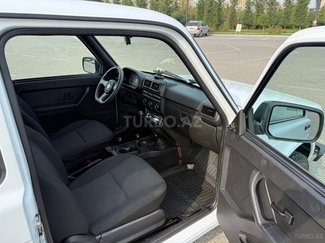 LADA (VAZ) Niva 2024, 9,320 km - 1.7 л - Sumqayıt