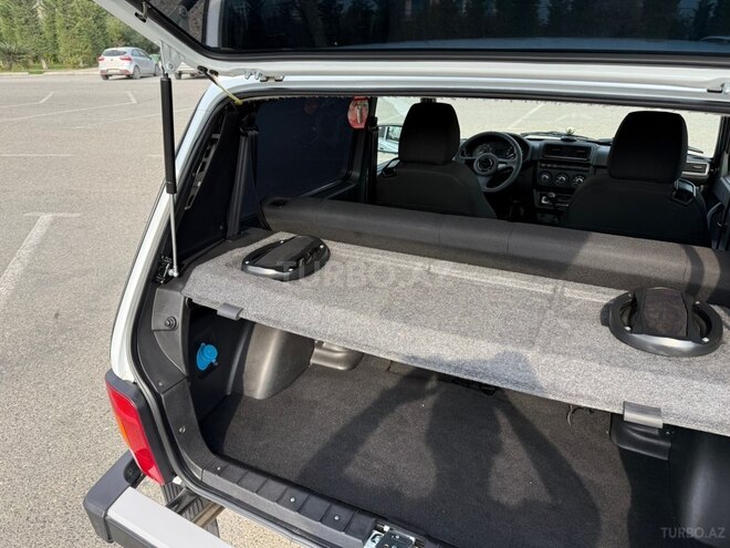 LADA (VAZ) Niva 2024, 9,320 km - 1.7 л - Sumqayıt