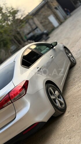 Kia Forte 2017, 228,527 km - 2.0 l - Bakı