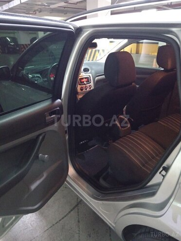 Ford Focus 2009, 440,300 km - 1.6 л - Bakı