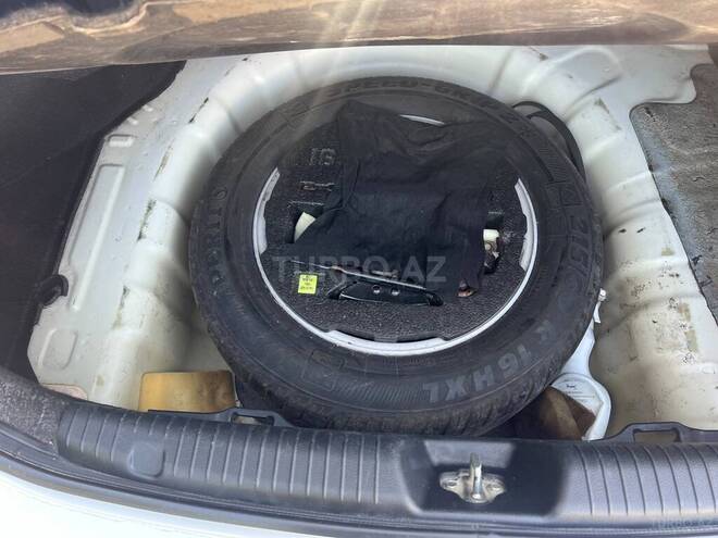 Kia Cerato 2014, 266,338 km - 1.6 l - Şamaxı