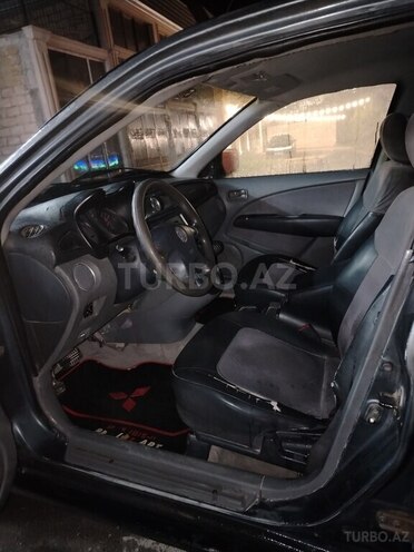 Mitsubishi Airtrek 2001, 330,000 km - 2.0 l - Gəncə
