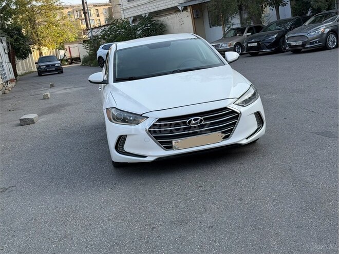 Hyundai Elantra 2017, 200,000 km - 2.0 l - Bakı