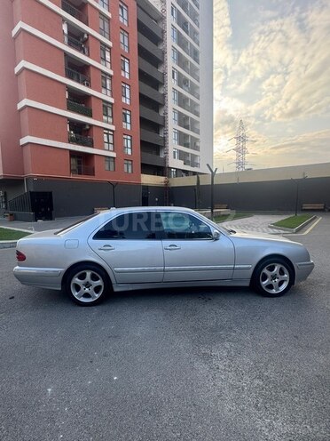 Mercedes E 280 1999, 480,000 km - 2.8 l - Bakı