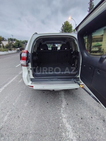 Toyota Land Cruiser Prado 2014, 235,500 km - 2.7 л - Bakı
