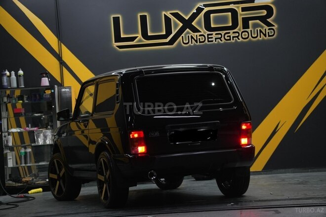 LADA (VAZ) Niva 2023, 9,970 km - 1.7 л - Bakı