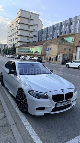 BMW 528 2015, 247,800 km - 2.0 l - Xırdalan