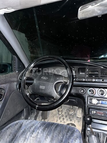 Ford Mondeo 1996, 200,000 km - 1.8 l - Şamaxı