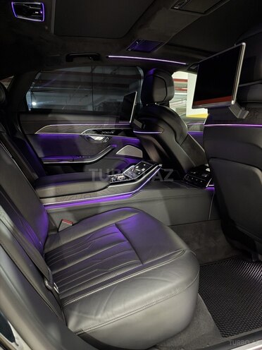 Audi A8 2018, 128,000 km - 3.0 l - Bakı
