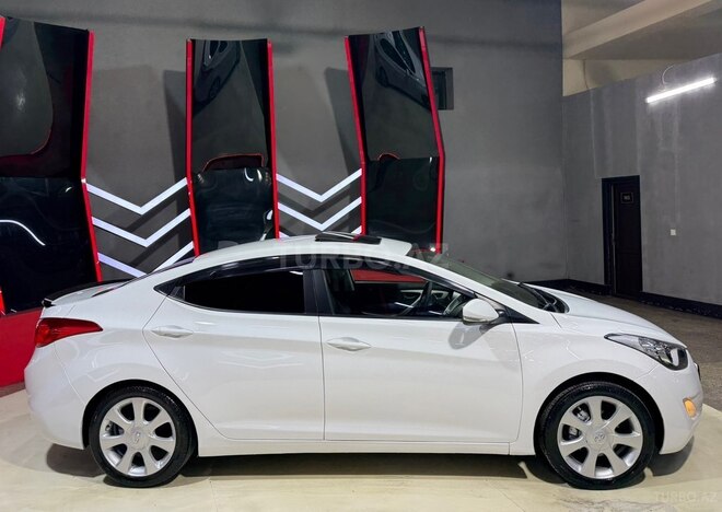 Hyundai Elantra 2011, 212,000 km - 1.8 l - Sumqayıt