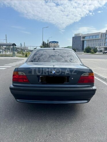 BMW 740 2000, 395,000 km - 4.4 л - Bakı