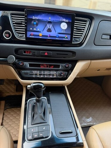 Kia Carnival 2015, 216,000 km - 2.2 л - Bakı