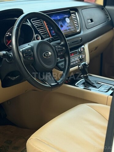 Kia Carnival 2015, 216,000 km - 2.2 л - Bakı