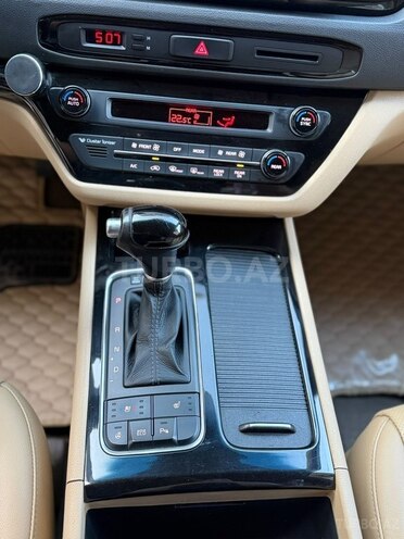 Kia Carnival 2015, 216,000 km - 2.2 л - Bakı