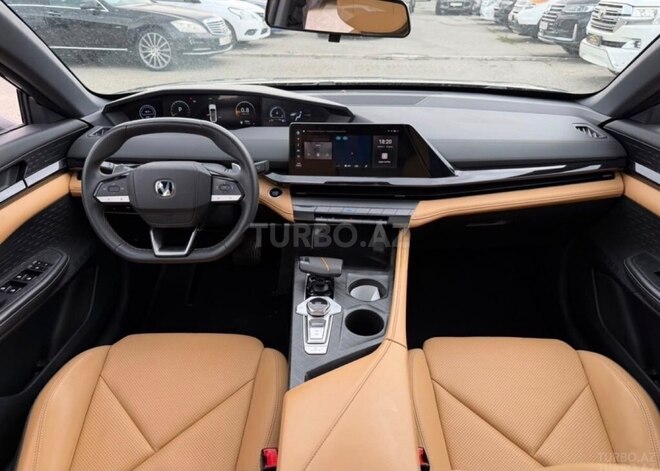 Changan Uni-V 2023, 53,000 km - 1.5 л - Şəki