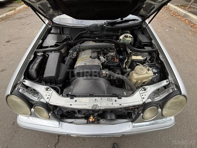 Mercedes E 200 1996, 287,000 km - 2.0 l - Gəncə