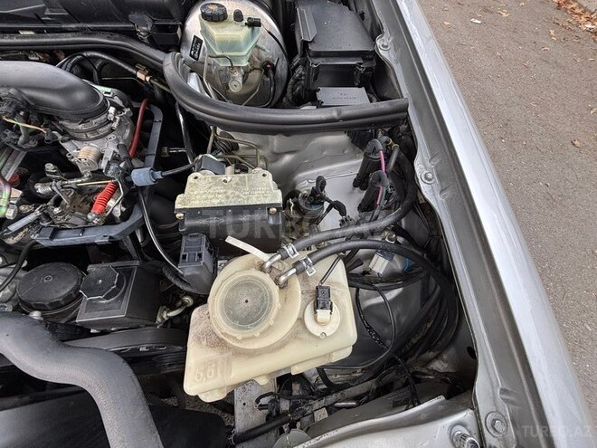Mercedes E 200 1996, 287,000 km - 2.0 l - Gəncə